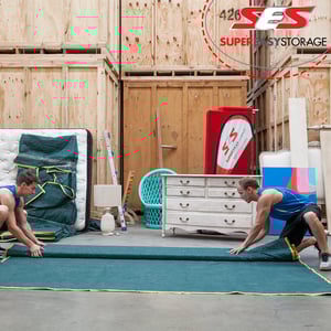 boys wrapping_redlogo